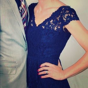Full lace, floor-length, navy blue formal dress
